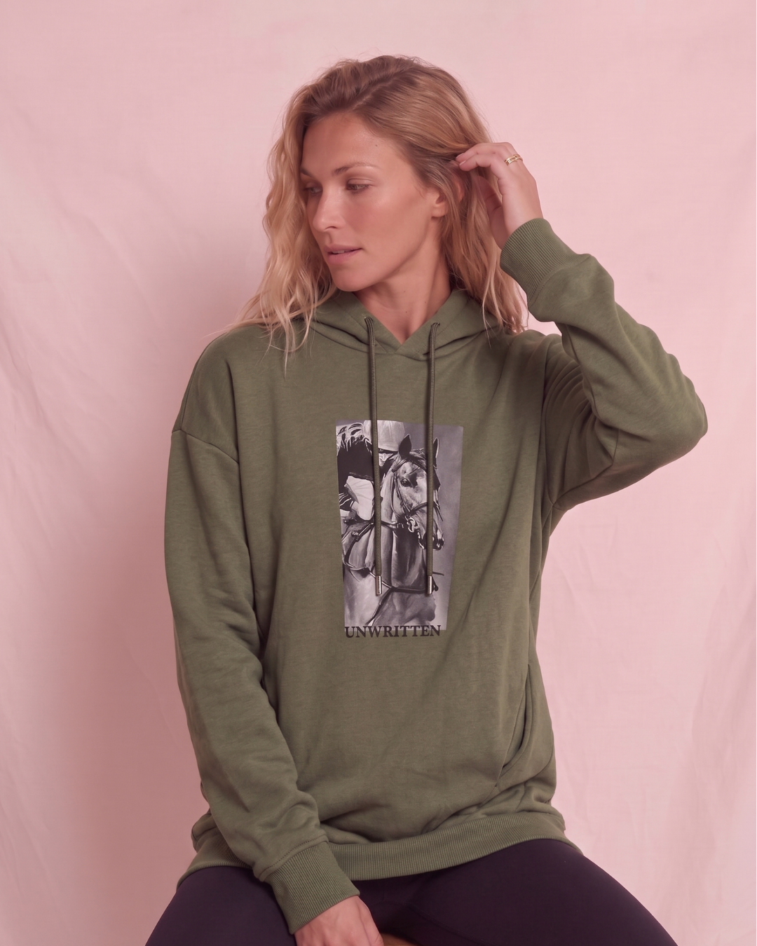 Kapşonlu Baskılı Cep Detaylı Kadın Oversize Sweatshirt Yeşil