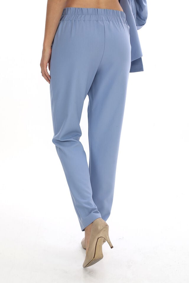 Kadın Beli Lastikli Rahat Kesim Cepli Kumaş Pantolon - BUZ MAVİ